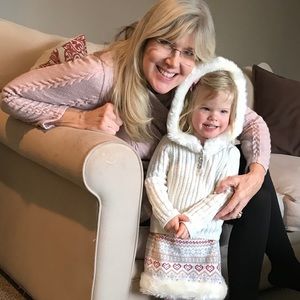 Meet your Posher, Holly